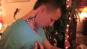 mon pote defonce un mec deguise en pere noelfunny video avec un pote qui ...