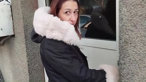 Neighbor Milf need from help and squirting orgasms