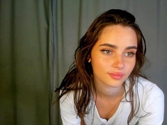 Masturbating Sexy Webcam Babe Big Boobs Webcam Solo