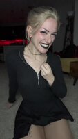 Boogie Rae's Perfect Girlfriend POV Handjob