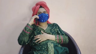 Pakistani hot Girl masturbation-Hindi Clear Audio