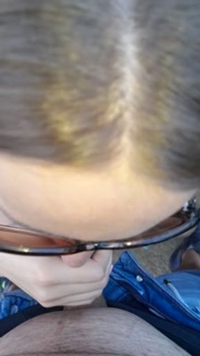 En exterieur c'est meilleur - La petite serveuse - Scene 2