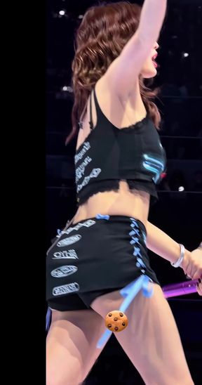 Amateur Japanese girl shows off her juicy Asian ass under an upskirt.