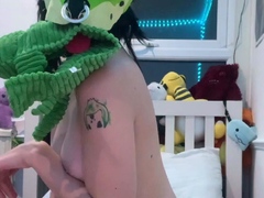 Small titted babe toys her pussy on webcam