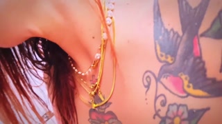 Invite Italian MILF Diana Zilli to the pool and end up fucking her at the Airbnb soaking wet POV 🔥