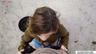 hitchhiker sucks big dick for ride