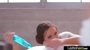 Teen Lesbos (Aubrey Rose &amp_ Jessie Lynne) Play On Cam In Hot Action Show vid-06