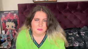 Smoking BBW Cuckolds Cock Sucker