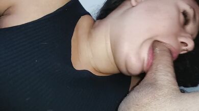 This is the best oral sex in porn, this girl knows how to really suck dick????
