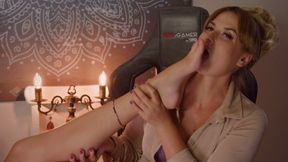 Weronika Worship Feet Of Stella Next To Mandala - Part 02 - HD 1920x1080