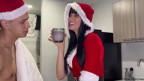 Small-titted Latina gets her pie cooked for Xmas - Home Porn