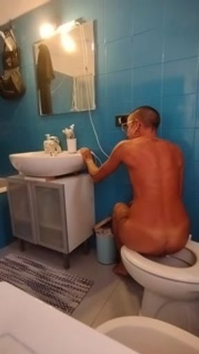 Anal douching &amp; clit masturbation. Pushing out my asshole full of water. Orgasm on the toilet.