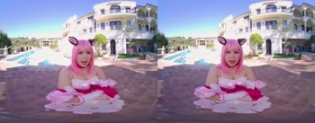 Leana Lovings as Ichigo: 6 Minutes of Anime Fantasy in VR