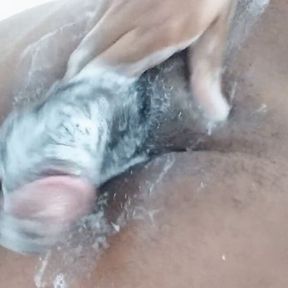 WASHING THE DICK AFTER EATING YOUR WIFE