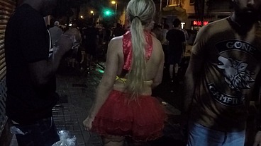 Mirella Mansur aprontando e fazendo far putaria na rua Augusta no carnaval de rua de São Paulo - Ed Junior - Carolina Carioca - Binho Ted