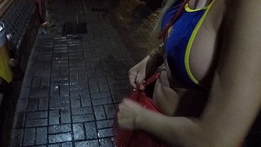Mirella Mansur aprontando e fazendo far putaria na rua Augusta no carnaval de rua de São Paulo - Ed Junior - Carolina Carioca - Binho Ted