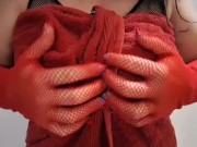 Il mio figliastro si sta facendo una sega davanti a me 🔥💦