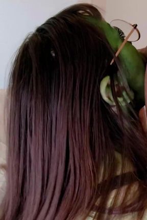 2D Wicked Gift: a Wicked Parody