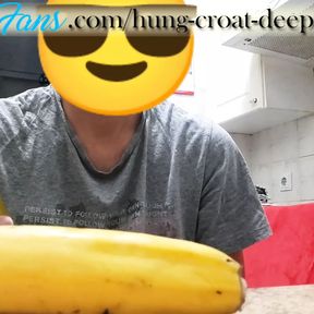 Lot of gagging on big banana deepthroat