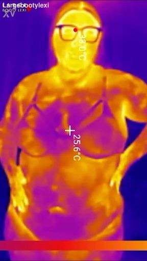 First-time BBW trapped in a chastity belt, fingers her big ass deep and fills it