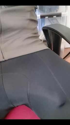 Im Gonna Go Cycling! You Think This Is Noticeable?