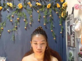 sassybabe is all fire with close-up, moan, and milf.