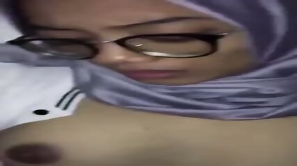 Baru pertama ketemu langsung minep kosan
