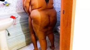 Dost Ki Dhoka dea Uski Wife ko Sat Bathroom Per Kya Kand