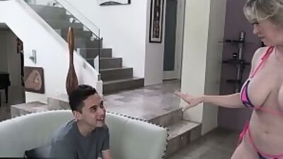 Big Boobs Milf Like young spanish boy anus