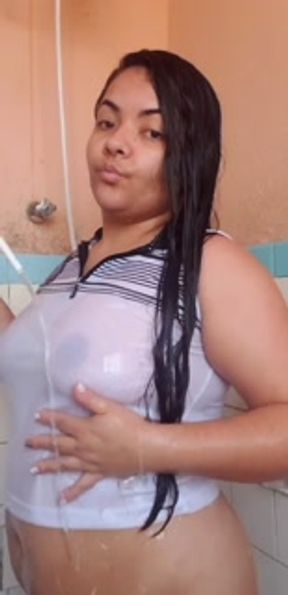 Dancing and Wetting my Arm in the Bath - Part 1/2