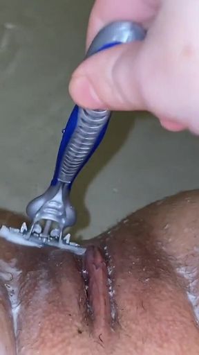 Shaving My Hairy Pussy
