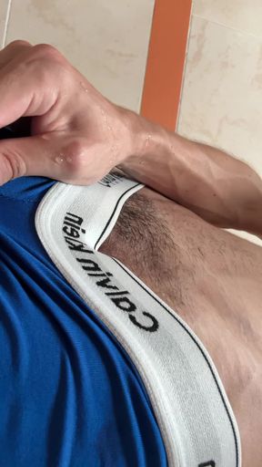 colombian twink giving love himself in the bath