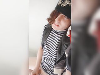 Tranny edges herself pt three