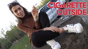 Cigarette outside (Smoking) - HD