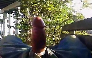 Str8 guy hands free in park on bench