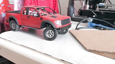 Obstacle course for 1/32 Ford F150 Orlandoo Hunter
