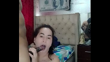 SACANDO LECHE CON LA BOCA
