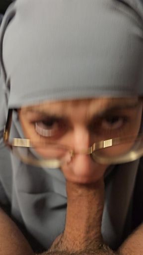 Close up Blowjob with Glasses Mia Niqab