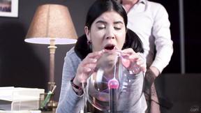 ”Hands-on Biology Lessons w Professor. Dodgy Dave”