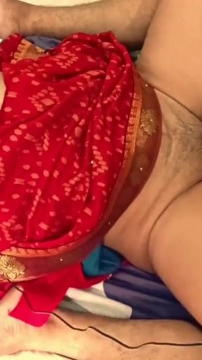 Hot indian aunty Sunisha wearing Red saree fucked Hard By His boyfriend sukant till orgasom   Clip 2