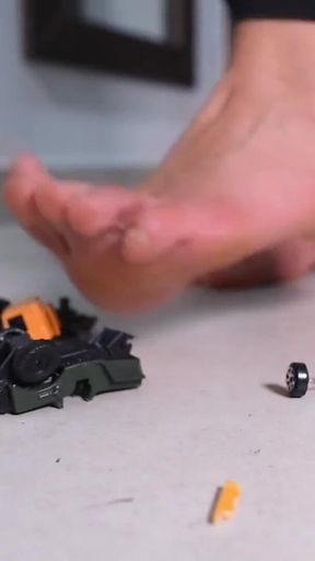 Giantess Goddess's Big Feet Crushing Your City