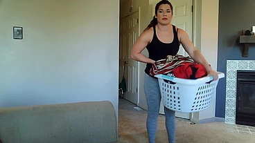Taboo throat fuck - Mom hates it