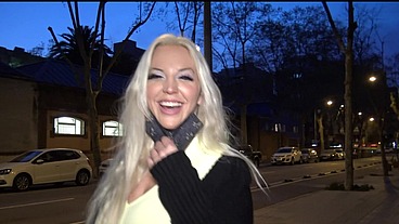 YOU ARE MY BOYFRIEND AND WE HAVE FUN IN STREET ON NIGHT ROLEPLAY SOLO VIDEO