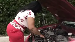 Curvy black beauty gets pounded by a lucky white dude