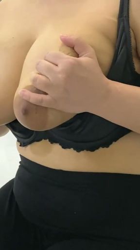 Horny Lonely Home Alone Girl With Huge Big Tits Playing With Her Big Boobs Please Cum For Me While I Bounce My Big Tits   Clip 1