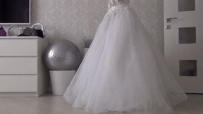 The view under the wedding dress bb