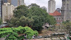 madrinha de mamas grande tiras a virgindade antes de se hospedar em. sua casa