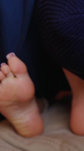 Foot Massage, Foot Worship & Footjob From Blonde Mistress - Cum on Soles