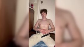 Huge Cum Shot of Beautiful Twink!