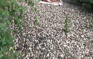 Ich war alleine am see doch dann kommt ein fremder
